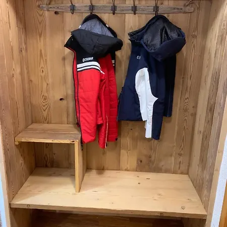 Hotel Coeur Du Village 2*