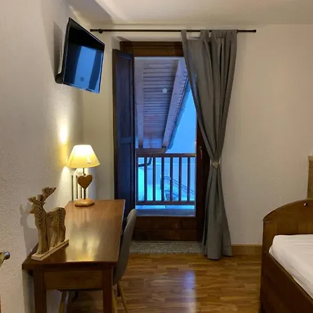 Coeur Du Village Hotel