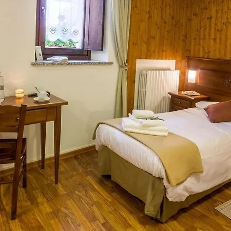 Hotel Coeur Du Village 2*