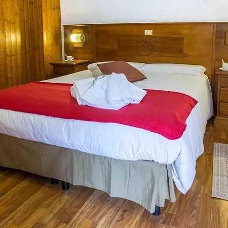 Coeur Du Village Hotel 2*