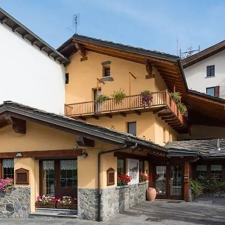 Hotel Hotel Coeur Du Village 2*