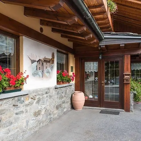 Coeur Du Village Hotel 2*