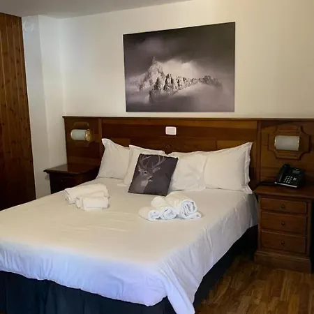 Coeur Du Village Hotel 2*