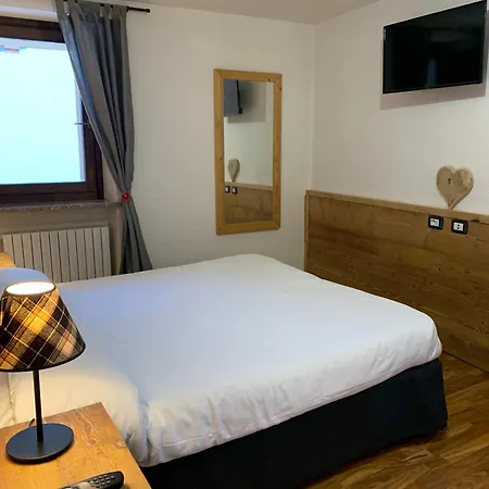 Coeur Du Village Hotel