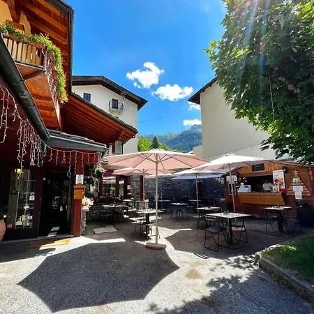 Coeur Du Village 2* La Thuile