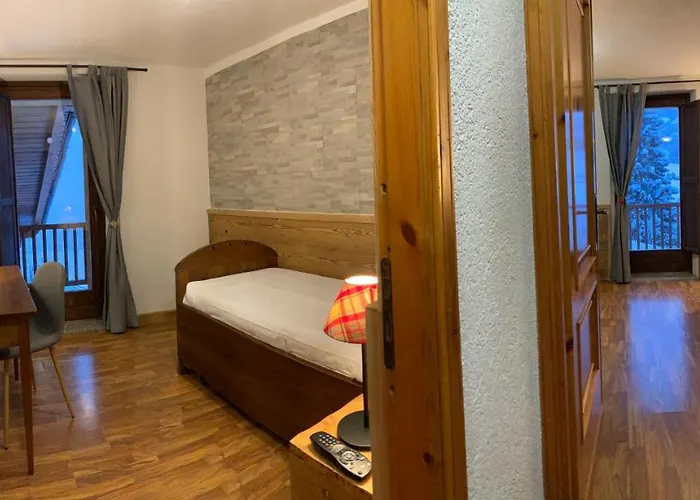 Hotel Hotel Coeur Du Village La Thuile