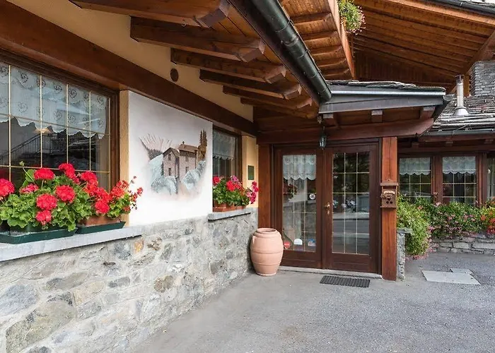 Coeur Du Village Hotel 2*