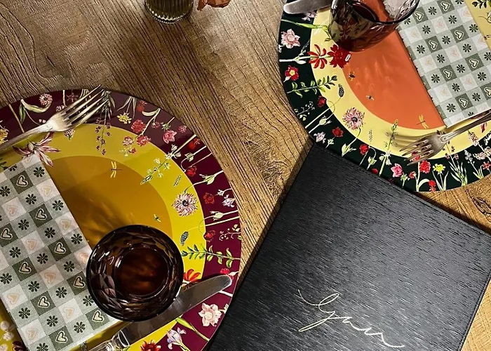 Hotel Coeur Du Village 2*